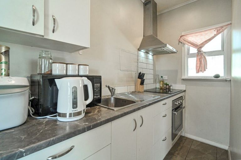 Photo of property in 3/49 Te Mata Road, Havelock North, 4130