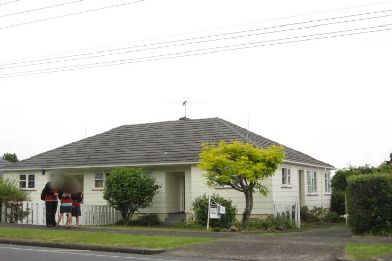 Photo of property in 11 Harris Street, Pukekohe, 2120
