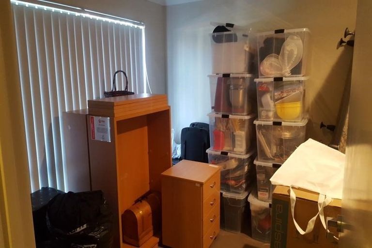 Photo of property in 2/46 Carlos Drive, Flat Bush, Auckland, 2016