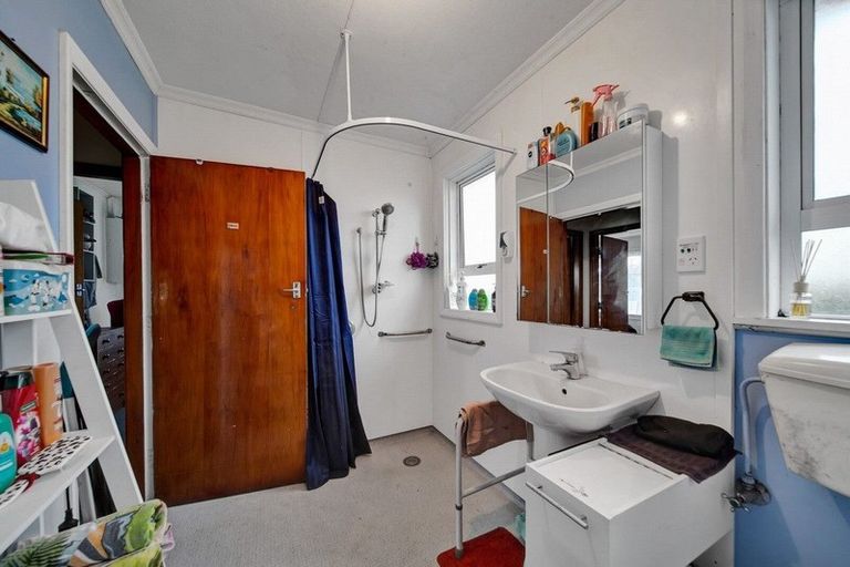 Photo of property in 51 Turuturu Road, Hawera, 4610