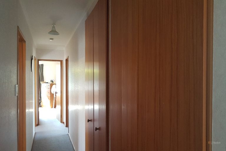 Photo of property in 19 Timaru Road, Waimate, 7924