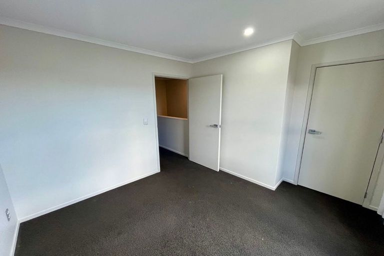 Photo of property in 7/4 Wallson Crescent, Wiri, Auckland, 2104