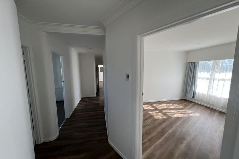 Photo of property in 11 Holden Place, Manukau, Auckland, 2025
