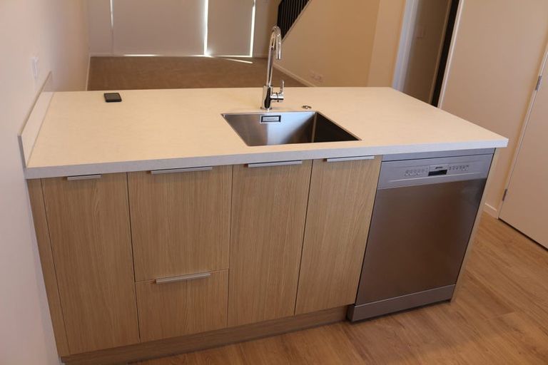 Photo of property in 8 Kawe Marie Lane, Takanini, 2112