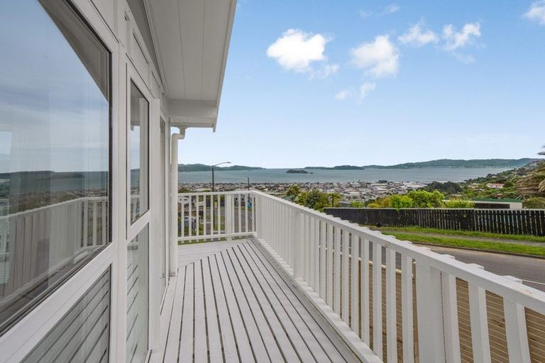 Photo of property in 57 Mulberry Street, Maungaraki, Lower Hutt, 5010
