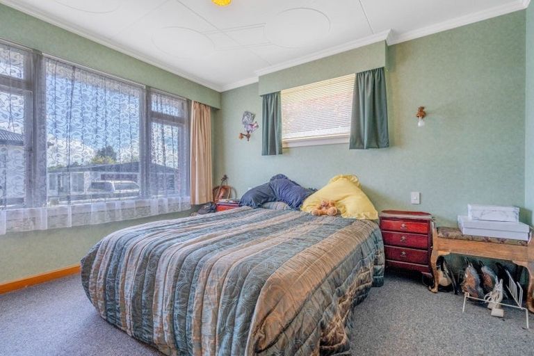 Photo of property in 43 Regent Street, Newfield, Invercargill, 9812