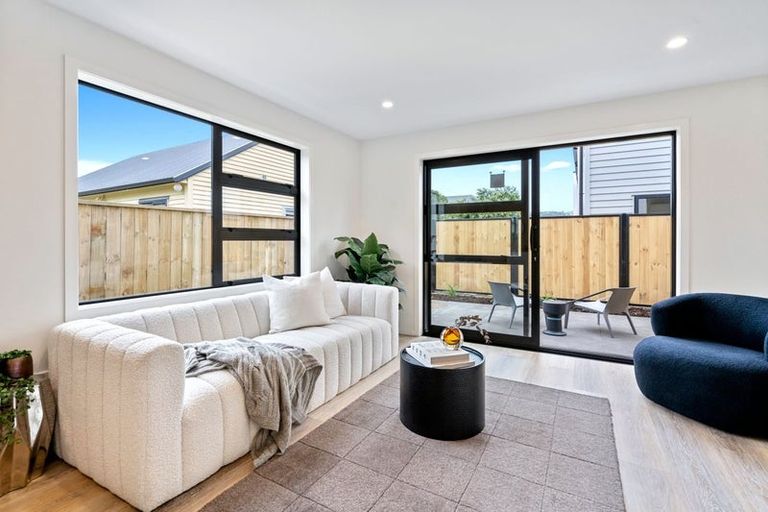 Photo of property in 1/25 Bush Street, Naenae, Lower Hutt, 5011