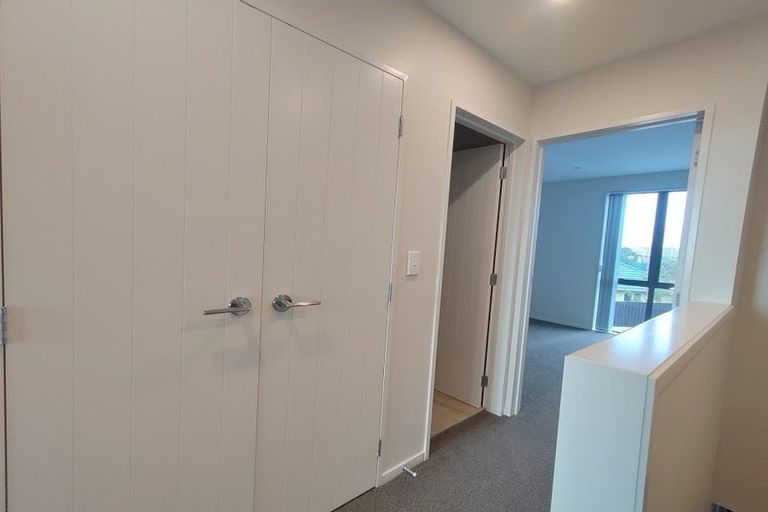 Photo of property in 3/9 Beaufield Lane, Te Atatu Peninsula, Auckland, 0610