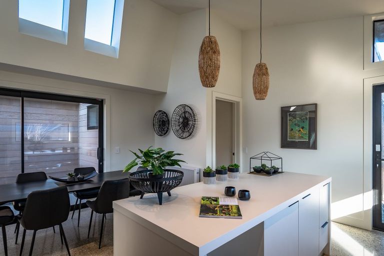 Photo of property in 34 Shepherd Road, Jacks Point, Queenstown, 9371