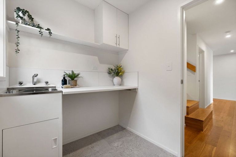Photo of property in 40 Lochy Road, Fernhill, Queenstown, 9300