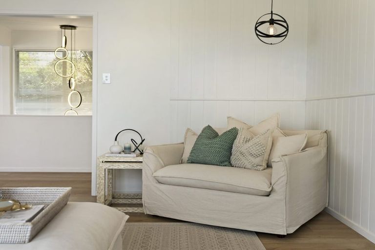 Photo of property in 5 Gallony Avenue, Massey, Auckland, 0614