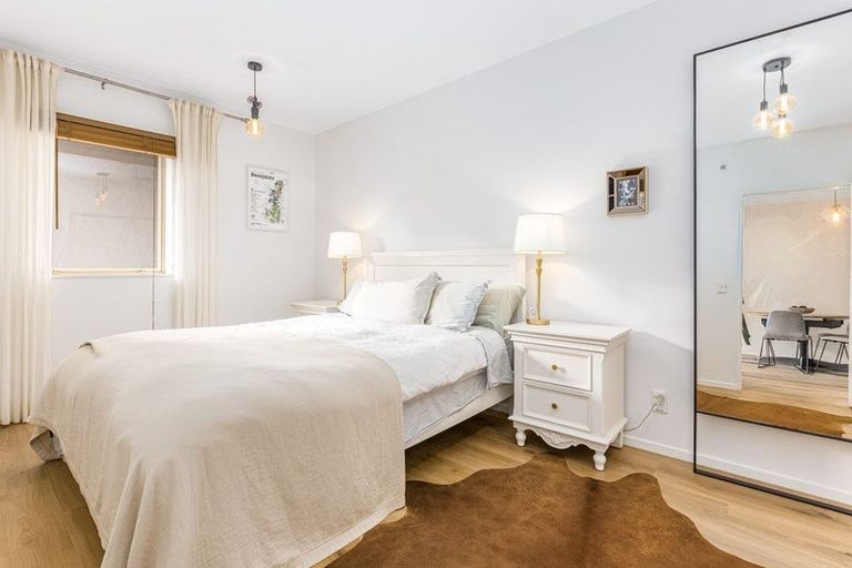 Photo of property in Luxford Villas, 103/72 Herald Street, Berhampore, Wellington, 6023