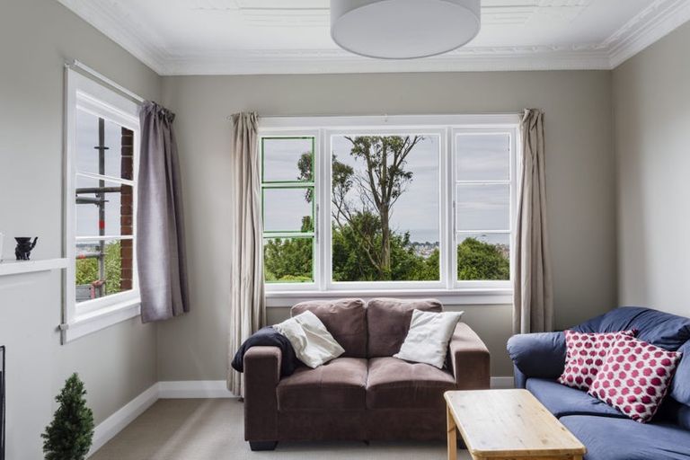 Photo of property in 131 Forfar Street, Clyde Hill, Dunedin, 9011