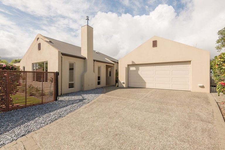 Photo of property in 12 Magnolia Place, Richmond, 7020