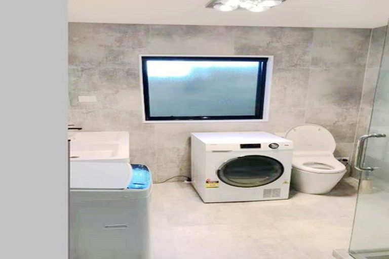 Photo of property in 86 Fairview Avenue, Fairview Heights, Auckland, 0632