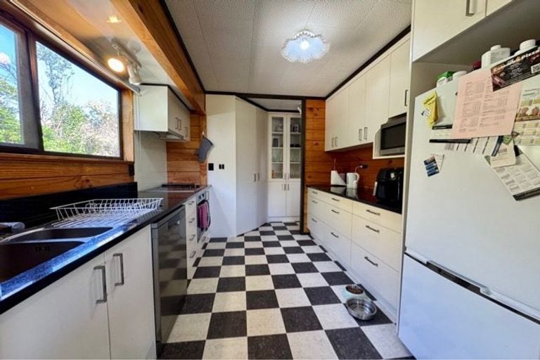 Photo of property in 20 Esther Street, Martinborough, 5711