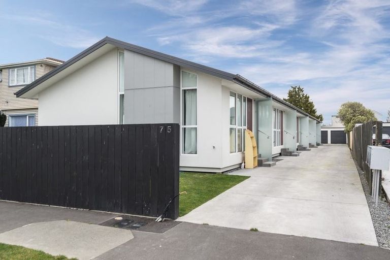 Photo of property in 2/75 Geraldine Street, Edgeware, Christchurch, 8013