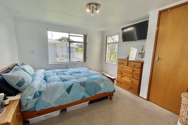 Photo of property in 97 Jamaica Drive, Grenada North, Wellington, 5028