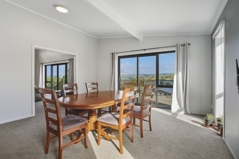 Photo of property in 32 Nore Street, Waihola, Milton, 9073