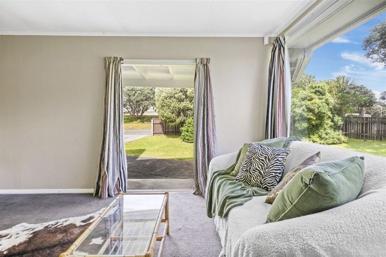 Photo of property in 7 Kura Street, Titahi Bay, Porirua, 5022