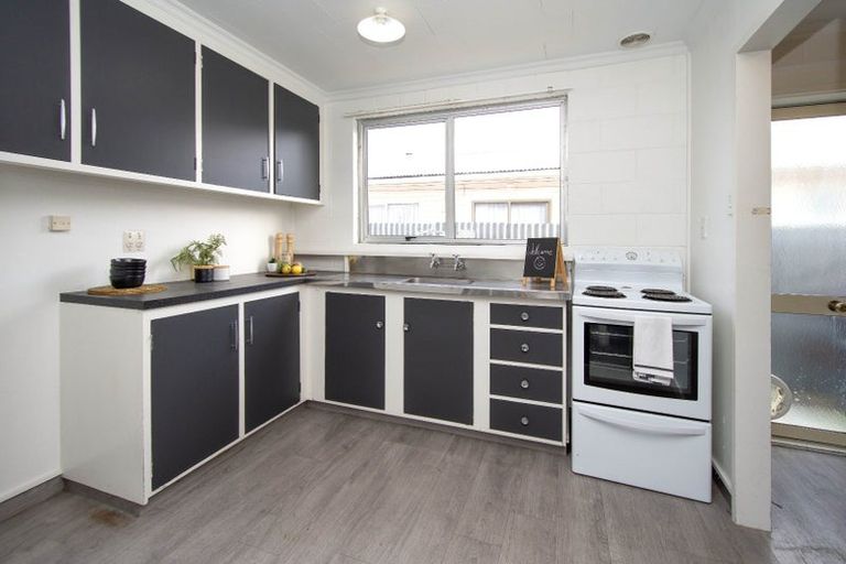 Photo of property in 24a Blake Street, New Brighton, Christchurch, 8061