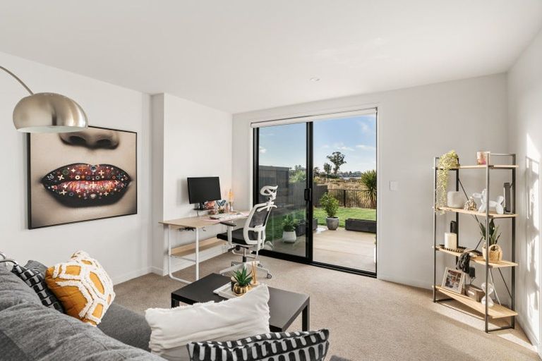 Photo of property in 31 Hinaki Street, Poike, Tauranga, 3112