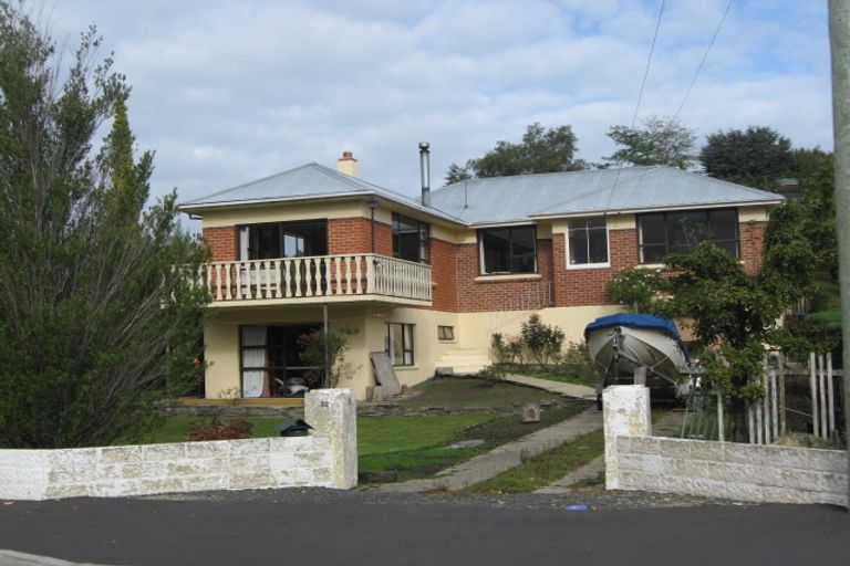 Photo of property in 32 Gladstone Road North, Mosgiel, 9024