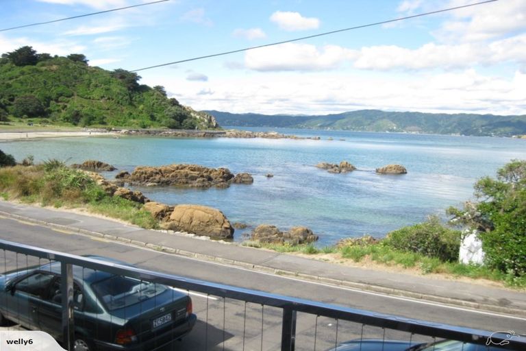 Photo of property in 491 Karaka Bay Road, Karaka Bays, Wellington, 6022