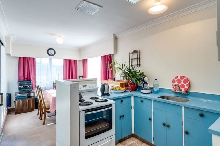 Photo of property in 1/20 Peddie Street, Taradale, Napier, 4112