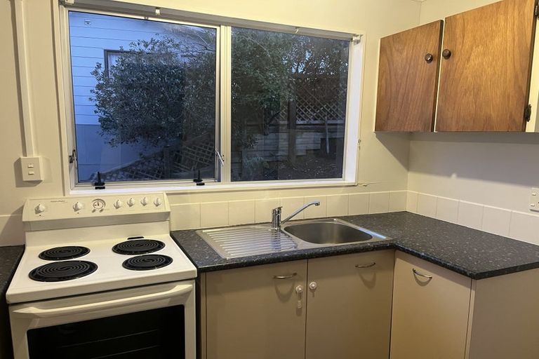 Photo of property in 9-11 Thimble Lane, Whitby, Porirua, 5024