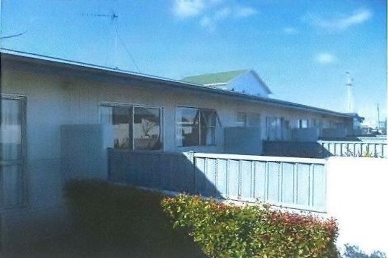 Photo of property in 4 Alma Road, Gonville, Whanganui, 4501