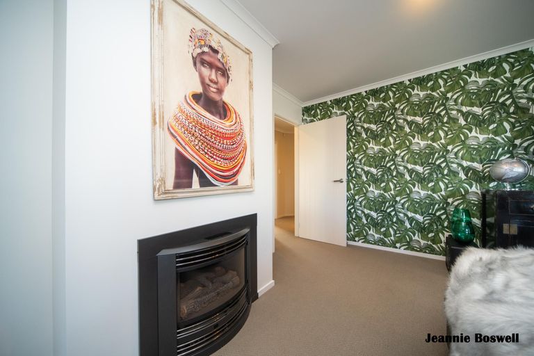 Photo of property in 12 Morocco Terrace, Kelvin Grove, Palmerston North, 4414