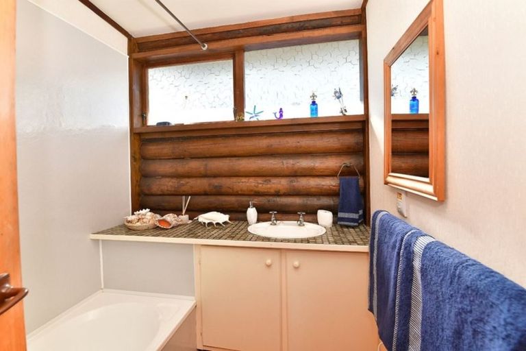 Photo of property in 40 Tamatea Drive, Snells Beach, 0920