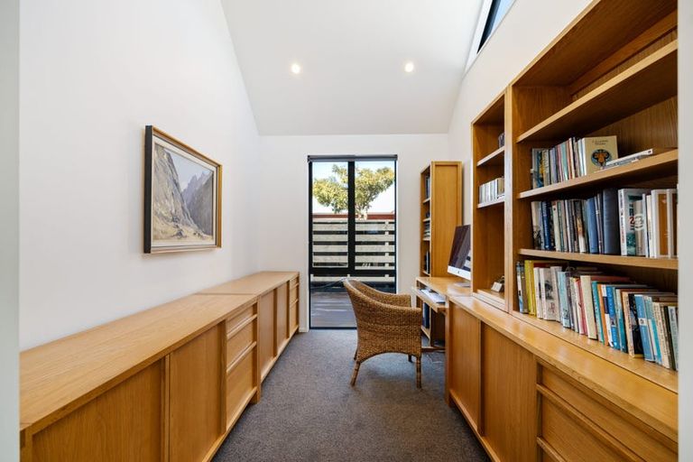 Photo of property in 18 Alpha Avenue, Strowan, Christchurch, 8052