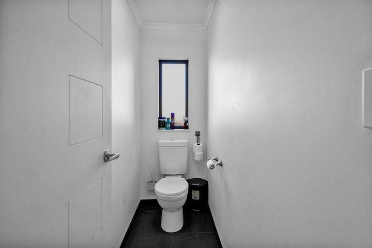 Photo of property in 484 Turuturu Road, Hawera, 4674