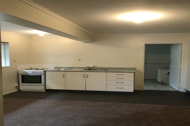 Photo of property in 63 Tiber Street, Island Bay, Wellington, 6023