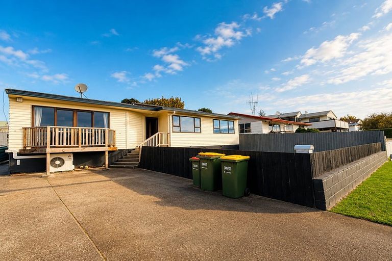 Photo of property in 21 Blomfield Street, Nawton, Hamilton, 3200
