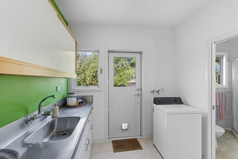 Photo of property in 24 Arnold Street, Sumner, Christchurch, 8081