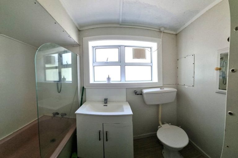 Photo of property in 99 Coromandel Street, Newtown, Wellington, 6021