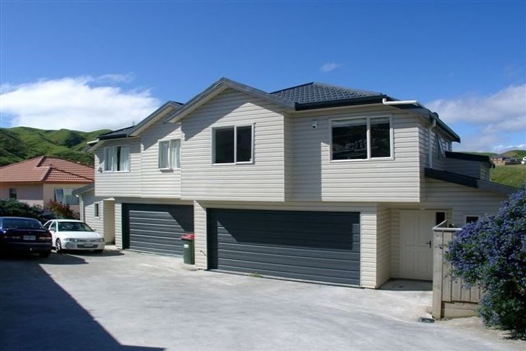Photo of property in 17 Tattenhall Grove, Churton Park, Wellington, 6037