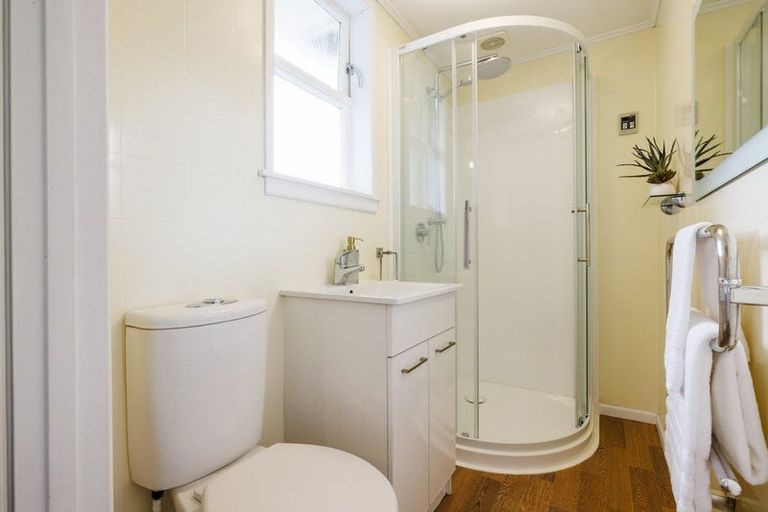 Photo of property in 1/193 Racecourse Road, Cambridge, 3493