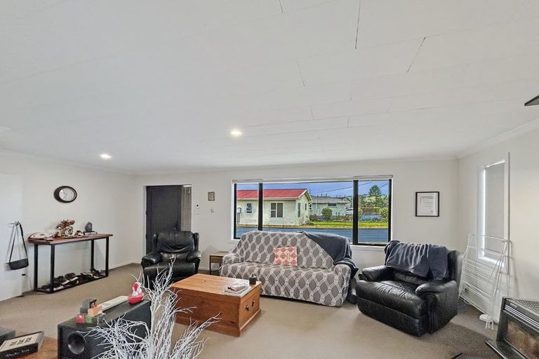 Photo of property in 19 Charlton Road, Gore, 9710