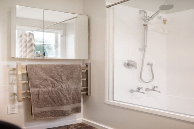 Photo of property in 60 Bould Street, Johnsonville, Wellington, 6037