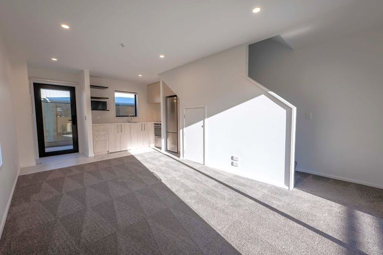 Photo of property in 3/2 Taramea Place, Addington, Christchurch, 8024