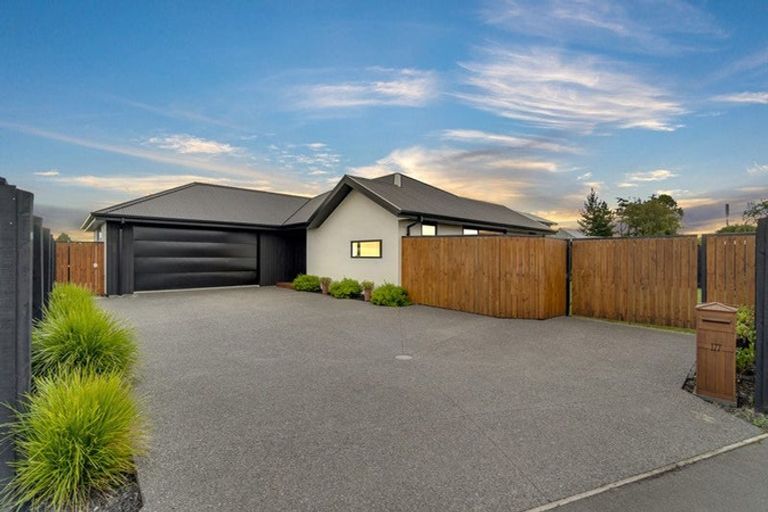 Photo of property in 177 Townsend Road, Rangiora, 7400