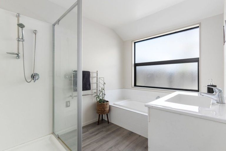 Photo of property in 42 Te Korari Street, Marshland, Christchurch, 8083