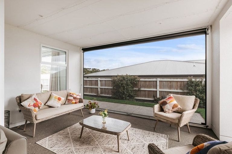 Photo of property in 74 Whakaturou Crescent, Pyes Pa, Tauranga, 3112