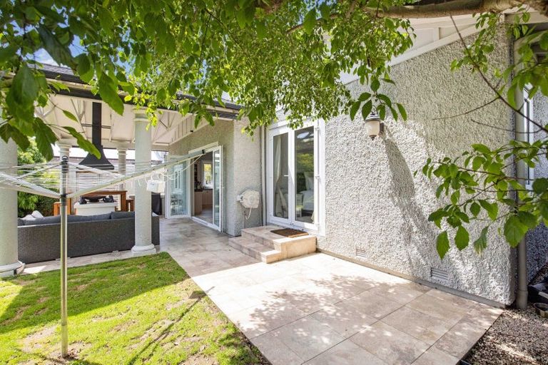 Photo of property in 6 Carlton Avenue, Palmerston North, 4414