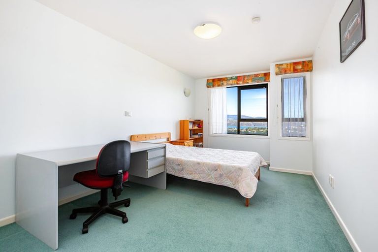 Photo of property in 6 Tamahine Street, Maupuia, Wellington, 6022
