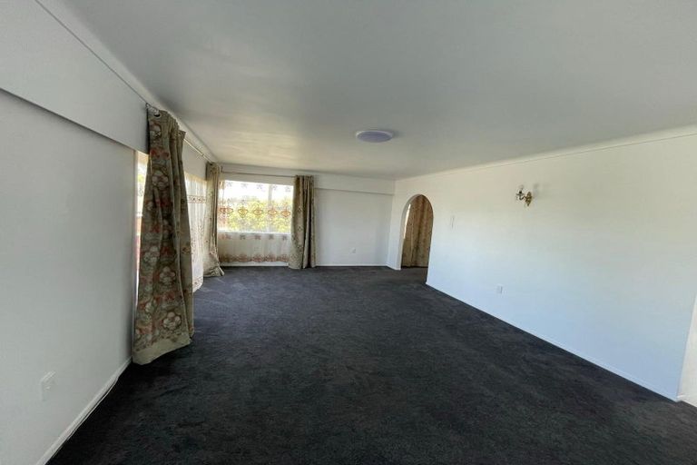 Photo of property in 3 Riverina Avenue, Pakuranga, Auckland, 2010